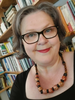 Kirsty Hooper